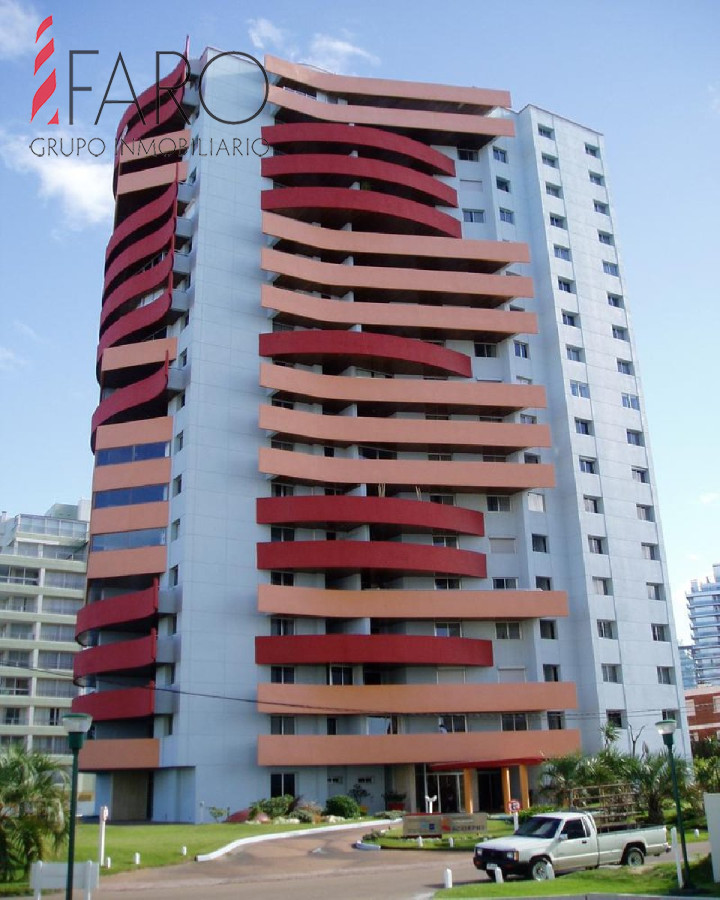 Apartamento en excelente zona muy cerca del mar
