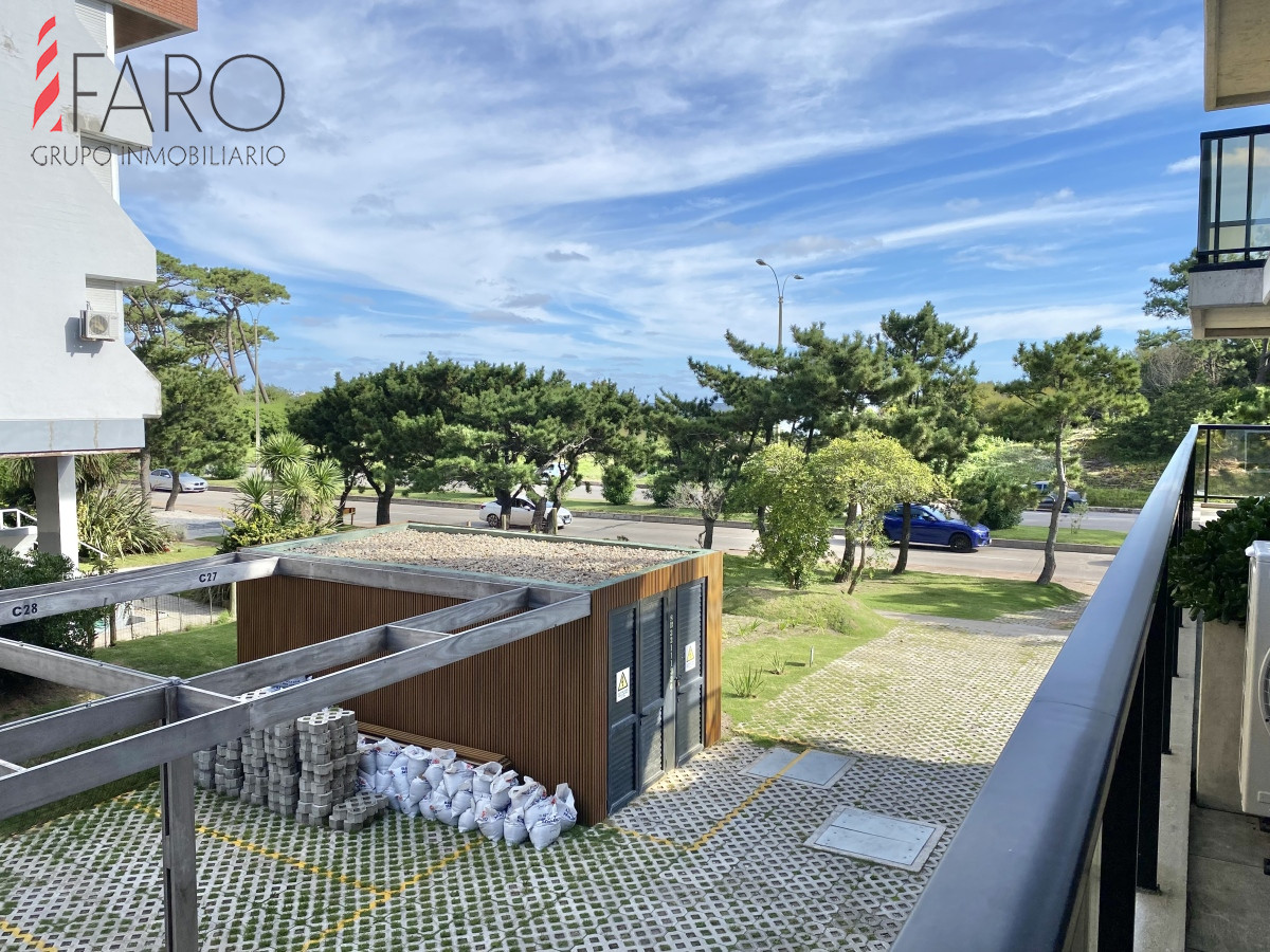 VENTA APARTAMENTO 1 DORMITORIO EDIFICIO MANSA INN BEACH
