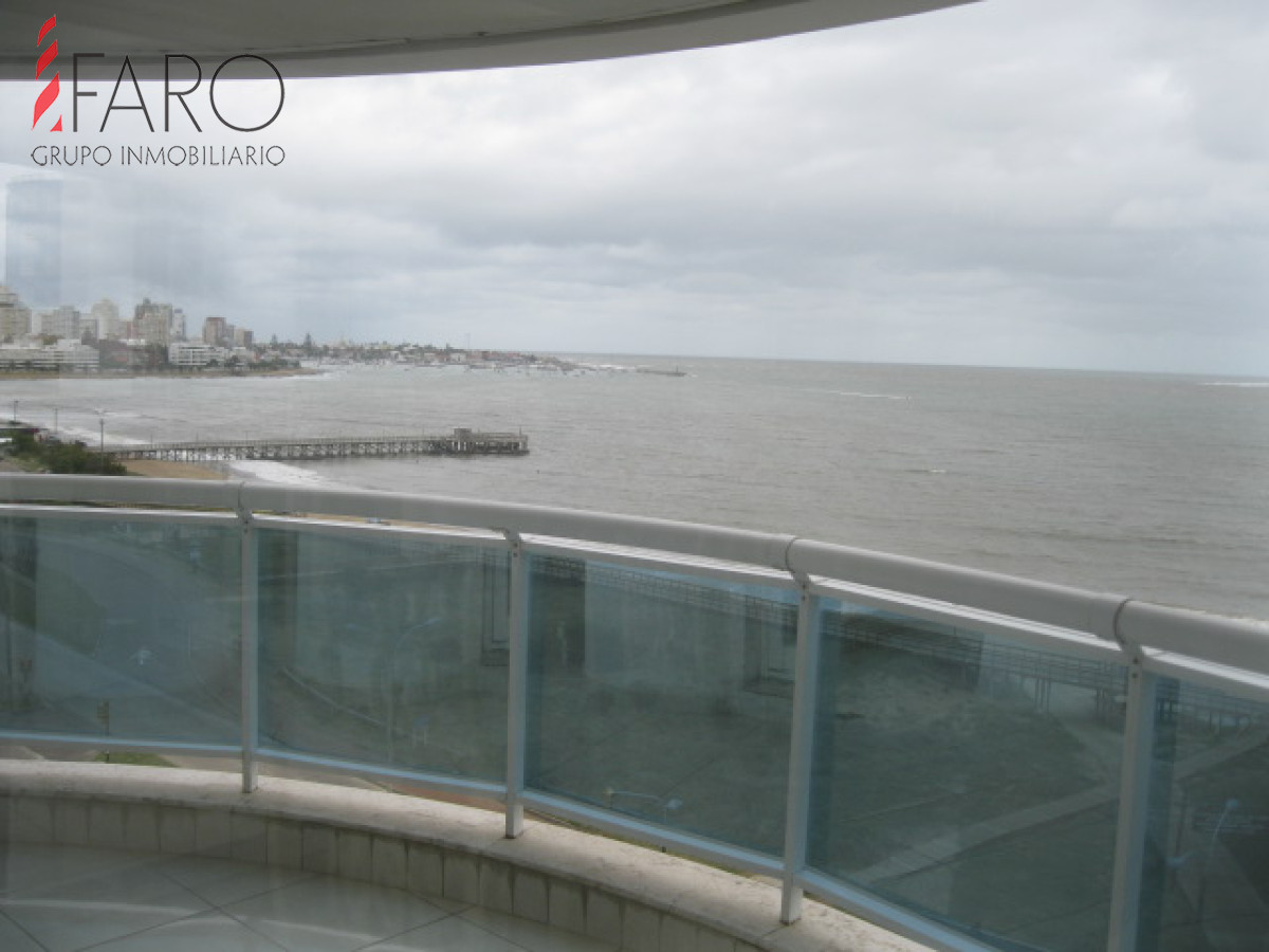 Apartamento en la Mansa 3 dormitorios y dependencia